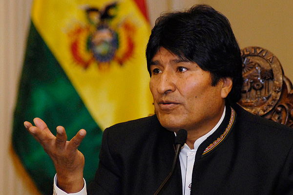 Evo Morales a Chile: «Es mejor negociar que perder juicio en La Haya»