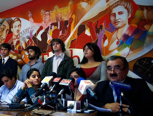 Bitar califica de intolerantes al «señor Gajardo» y a los estudiantes que están a la izquierda de la Nueva Mayoría
