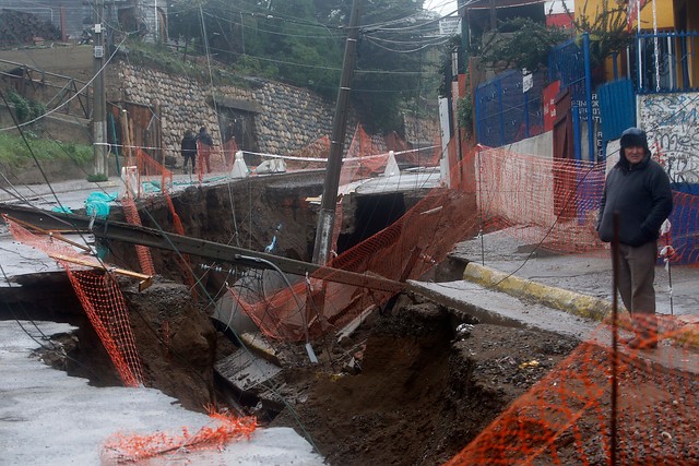 Sistema frontal acumula 71 milímetros de agua y deja a más de 29 mil clientes sin luz