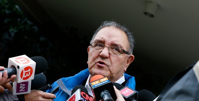 Huenchumilla: «Los parlamentarios de la zona se asustaron porque me veían como competencia»