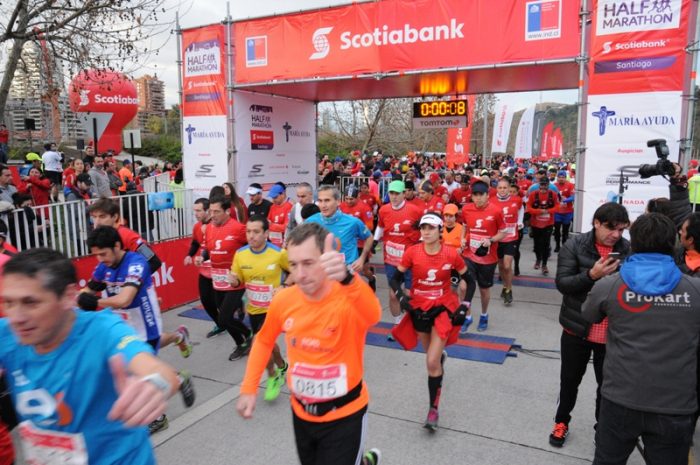 Más de 5 mil corredores congregó la Half Marathon Scotiabank en beneficio de María Ayuda