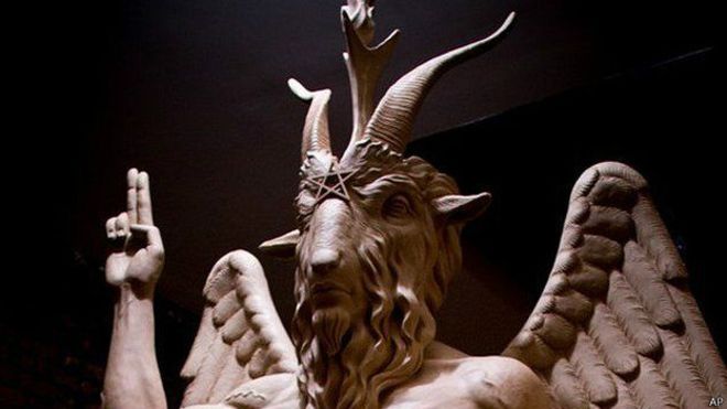 Los códigos ocultos de la estatua del diablo de Detroit