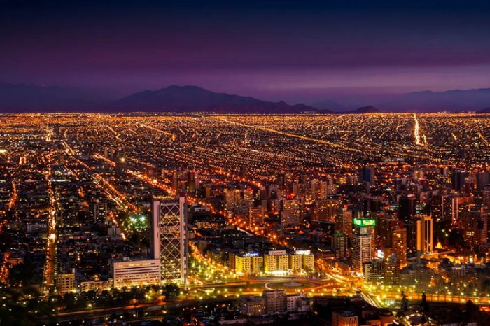 Chile cae dos lugares en el ránking de competitividad del WEF pero se mantiene como referente de Latinoamérica