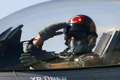 Turquía promete una «lucha exhaustiva» contra el Estado Islámico