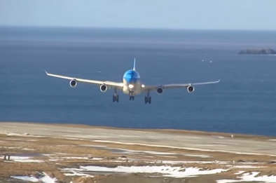 [Video] ¡Sos un capo!: Piloto muestra gran destreza al aterrizar avión en Argentina