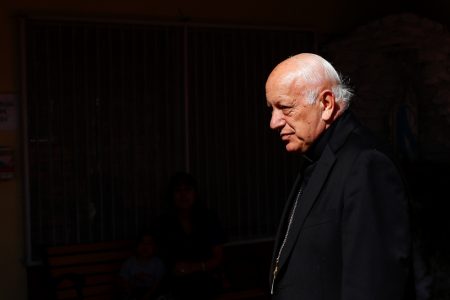 “La PDI manejaba antecedentes como que Ezzati lo trasladó y sacó fuera de Chile”