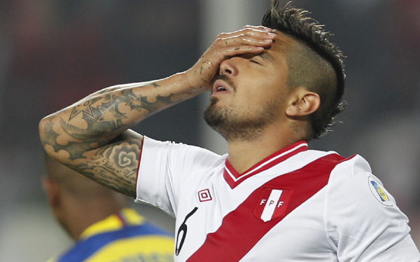Perú ya tiene una baja para enfrentar a Chile: descartado el «Loco» Vargas
