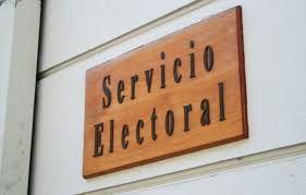 Caso SQM: Fiscalía pide a Servel antecedentes de los ex candidatos incluidos en mail del senador Rossi