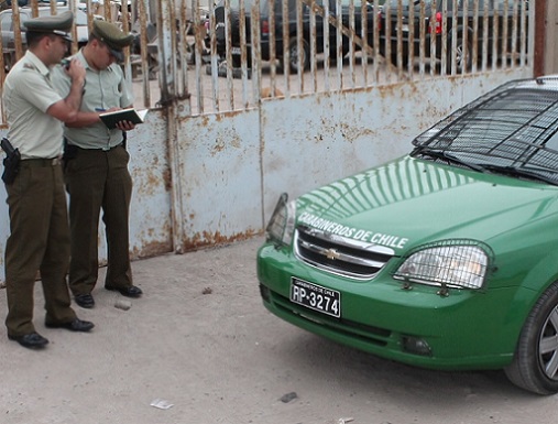 Arica: carabineros halla a menor que sobrevivió con leche de una perra