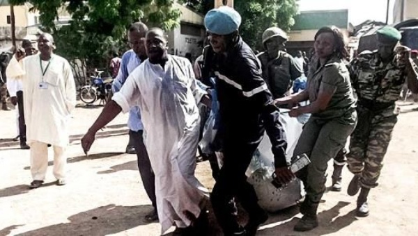 Al menos 7 muertos en un doble atentado suicida en Camerún