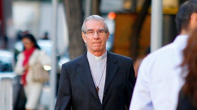 Capellán de La Moneda: «La filtración de esos correos le hace mucho mal a la Iglesia»