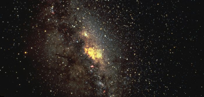 Astrónoma chilena descubre que pequeñas galaxias son capaces de producir estrellas