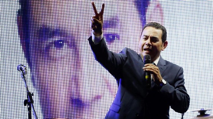 Jimmy Morales, el comediante que gana en primera vuelta las elecciones en Guatemala