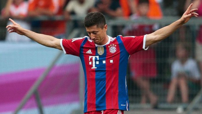 [Vídeo] Es posible: los cinco goles en nueve minutos de Lewandowski por el Munich de Vidal