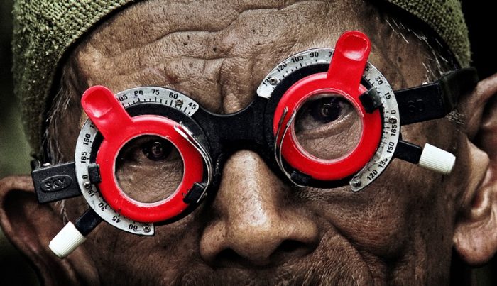 Joshua Oppenheimer, el cineasta que mira a Chile al presentar secuela de “The act of killing” sobre violencia en Indonesia