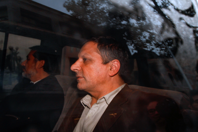 28 de mayo del 2015/SANTIGO Giogio Martelli se retira de la fiscalía tras declarar por mas de 9 horas. FOTO:JAVIER SALVO/AGENCIAUNO