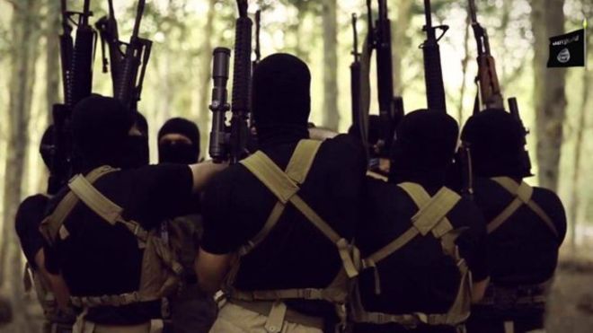Entre violencia extrema y parques de atracciones: así es la propaganda de Estado Islámico
