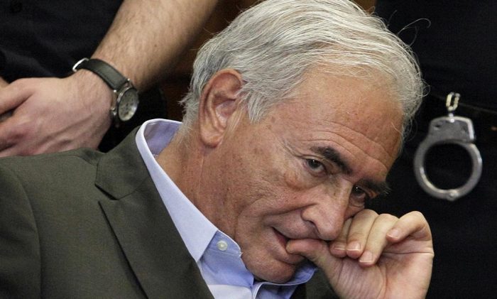 Strauss Kahn,  ahora investigado por estafa y desvío de fondos