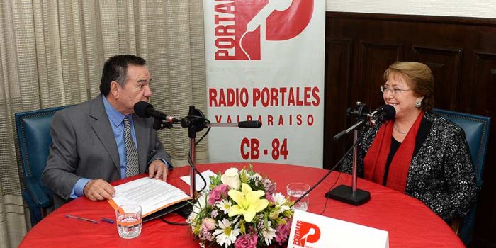 Periodista de la Intendencia de Valparaíso que entrevistó a Bachelet: «Podría haber meditado un poco más el tema»