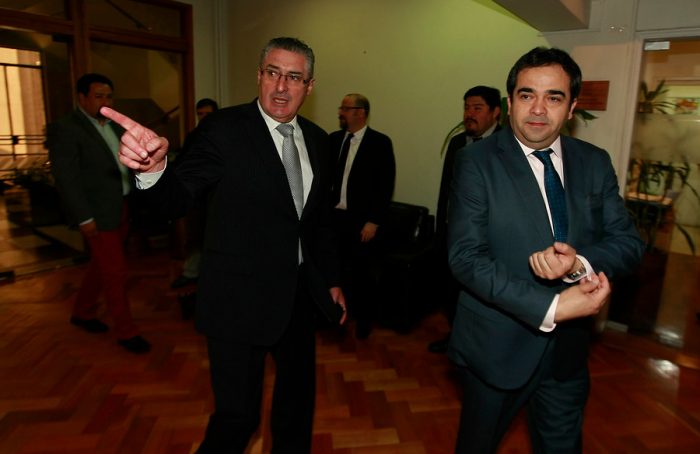 Nueva Mayoría culpa a la «tozudez» de la derecha por rechazo a contralor y Pizarro habla de «una mujer» como candidata