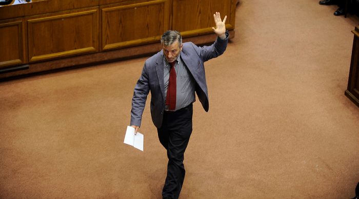 Horvath descarta que haya sido él quien cambió el voto clave para elegir al Contralor: «Este senador no se baja a última hora»