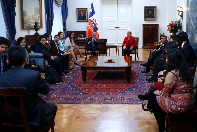 Embajador peruano asegura tras reunión con Bachelet que «triángulo terrestre es peruano» y provoca ola de críticas
