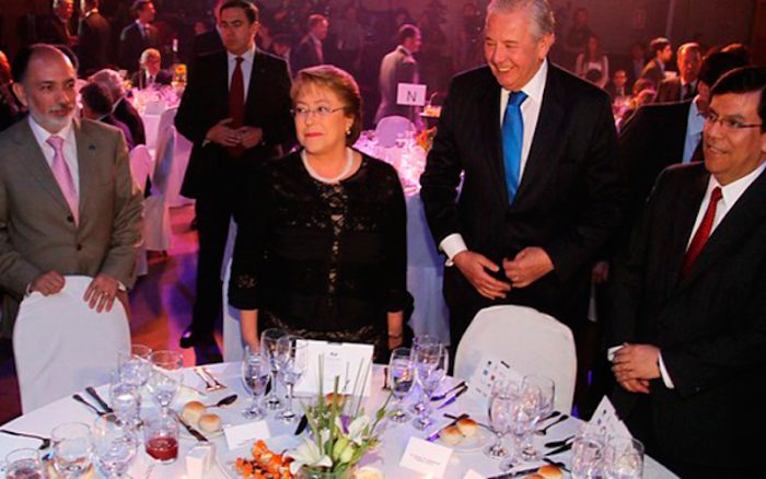 Mala relación entre La Moneda y empresarios tiene a la Sofofa en vilo ante incertidumbre de presencia de Bachelet en cena anual