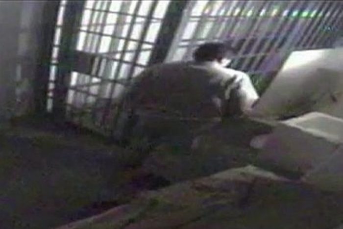 [Video] Fuga de «El Chapo»: guardias ignoraron los martillazos que se registraban en su celda