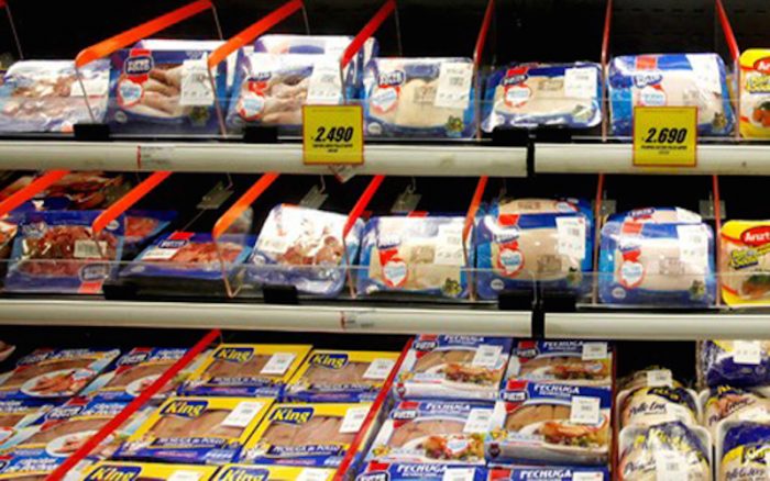 CONADECUS se demoró menos de 24 horas y presenta millonaria demanda contra cartel de pollos