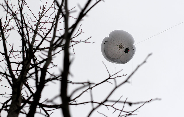 INDH denuncia que globos de vigilancia atentan contra el derecho a la vida privada, la intimidad y la honra