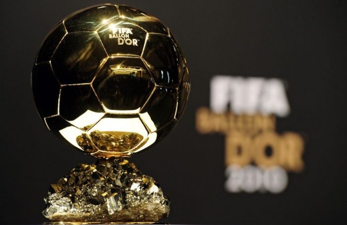 Sánchez y Vidal entre los 23 futbolistas que van por el Balón de Oro