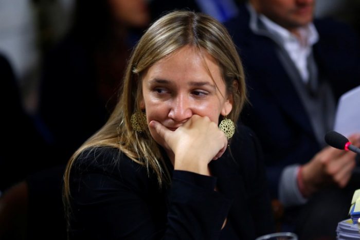 UDI impulsa reforma constitucional que permita interpelar al Presidente, Contralor e intendentes