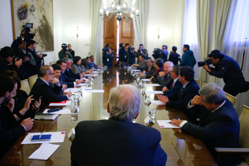 28 de Septiembre de 2015/SANTIAGO  Vista general del comité con Jorge Burgos a la cabeza. FOTO: PABLO VERA LISPERGUER/AGENCIAUNO