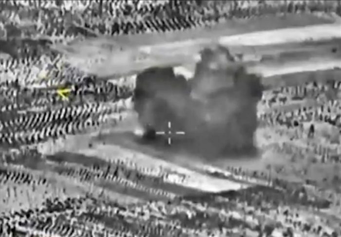 Nuevos bombardeos rusos en el centro de Siria causan víctimas civiles