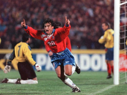 Recordamos el nacimiento de dos grandes del fútbol sudamericano