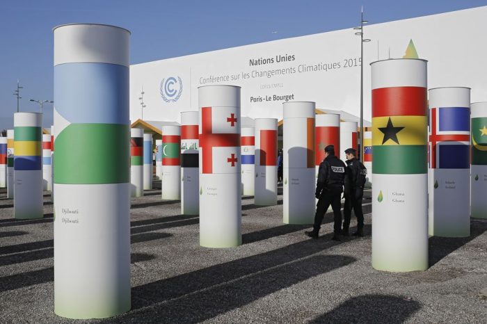 Cumbre Climática: EEUU y China junto a 18 países más duplicarán inversiones en energías limpias
