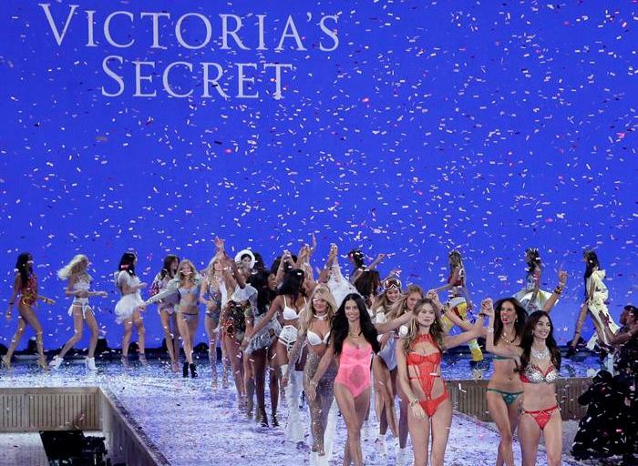 Los «ángeles» de Victoria’s Secret aparecen en Nueva York