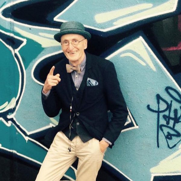 [Video] Puro style: conoce al hipster más anciano del mundo