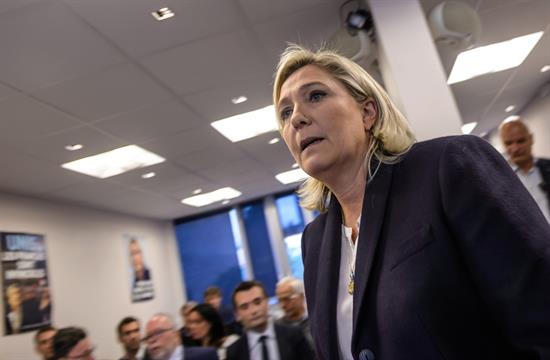 Ultraderechista Marine Le Pen llama a cerrar las mezquitas y dice que «el fundamentalismo islamista debe ser destruido»