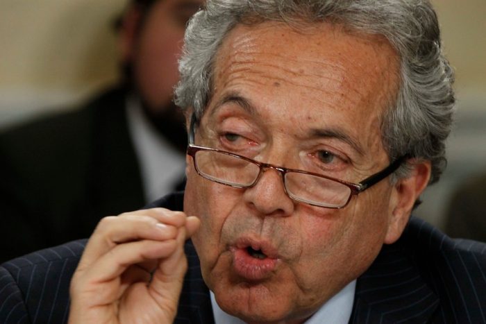 Diputado Ceroni considera un «ataque deleznable» la publicación de contenido privado en un chat