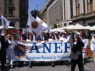 ANEF rechaza reajuste del sector público propuesto por el Gobierno y anuncia paro nacional