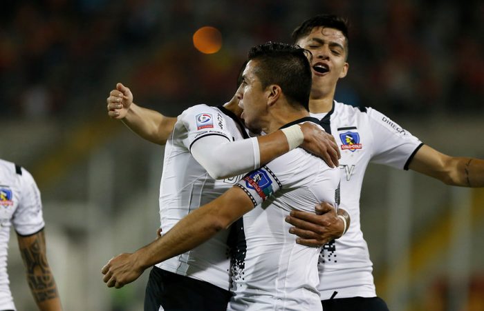 Colo Colo dio frente a Unión Española el primer golpe: 2-1