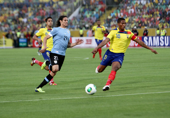 En vivo: Ecuador y Uruguay chocan en duelo clave para la Roja