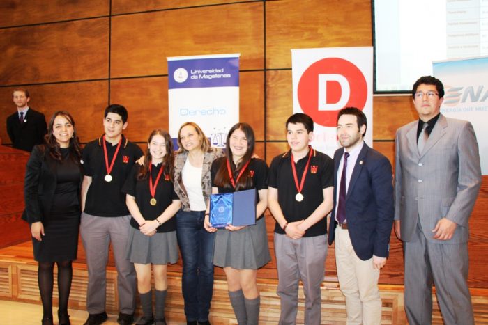 Colegio Alemán de Punta Arenas ganó la final nacional del Torneo Delibera