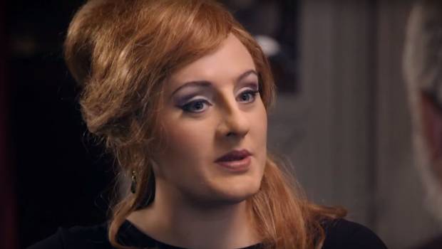 [Video] ¿Puede Adele pasar desapercibida en una sala llena de imitadoras de Adele?