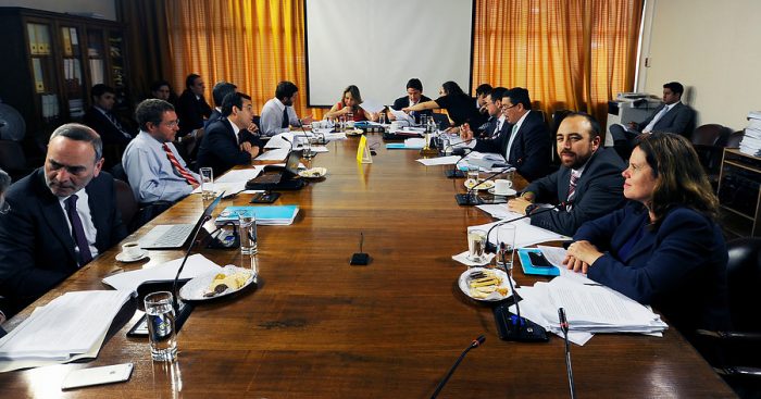 Comisión de Hacienda de la Cámara aprueba proyecto que tipifica la colusión como delito