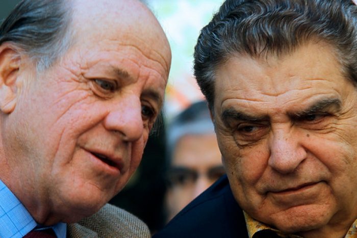 La columna que cuestiona los intereses de las farmacias, clínicas e isapres representados en el directorio de la Teletón