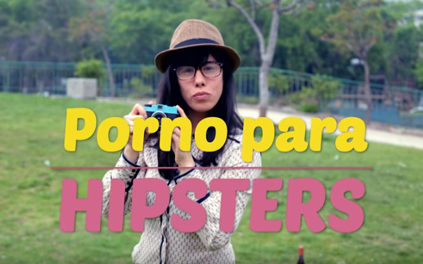 [Video] Porno para hipsters: si te excitan los vinilos, la comida orgánica y lo vintage este video es para tí