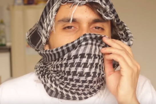 [Video] «Mohammed» quiere que te suscribas al ISIS