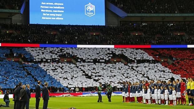 [Video] Así se cantó emotivamente la Marsellesa francesa en Wembley